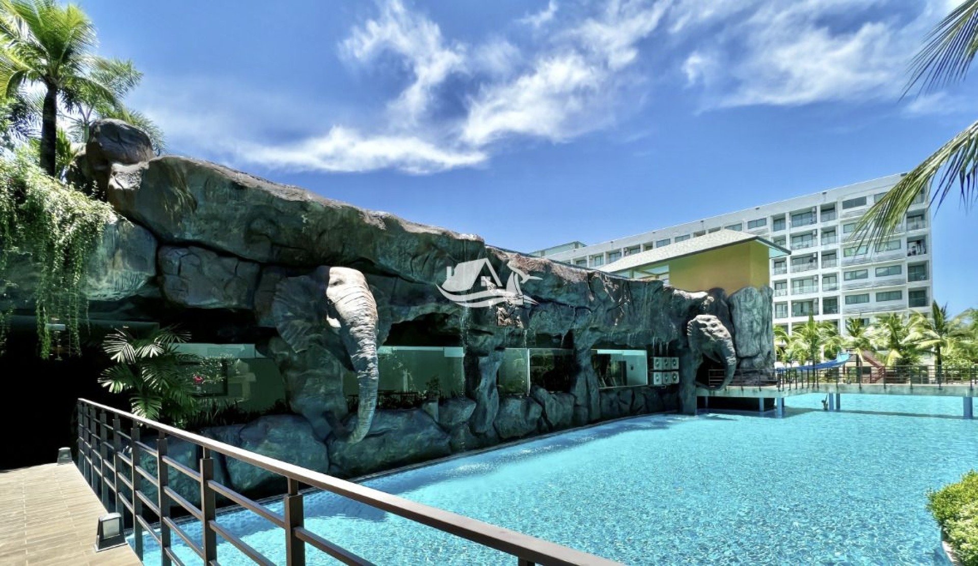 2+KK v krásném komplexu Laguna Beach resort, Thajsko