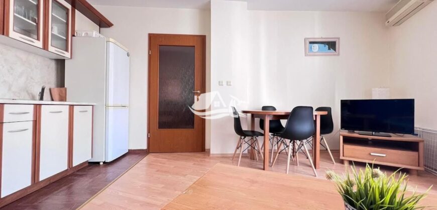 3+KK 97 m² ,PŘÍMO NA PLÁŽI ,SVETI VLAS
