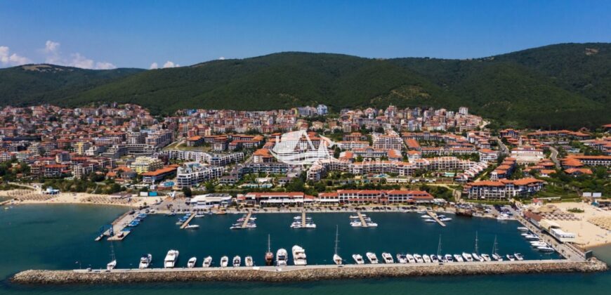 3+KK 97 m² ,PŘÍMO NA PLÁŽI ,SVETI VLAS
