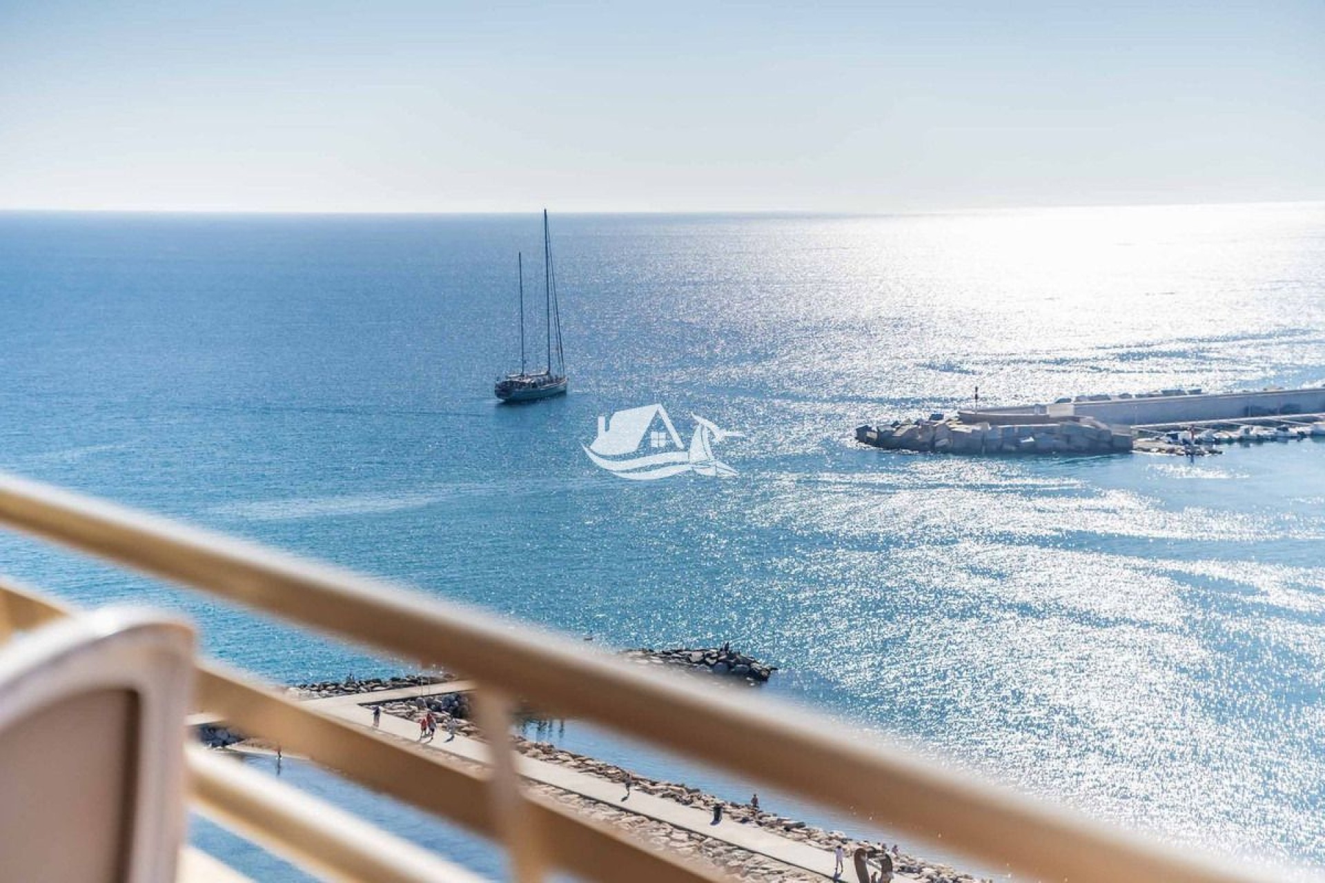 Krásný 2+KK přímo na pláži s Krásným výhledem